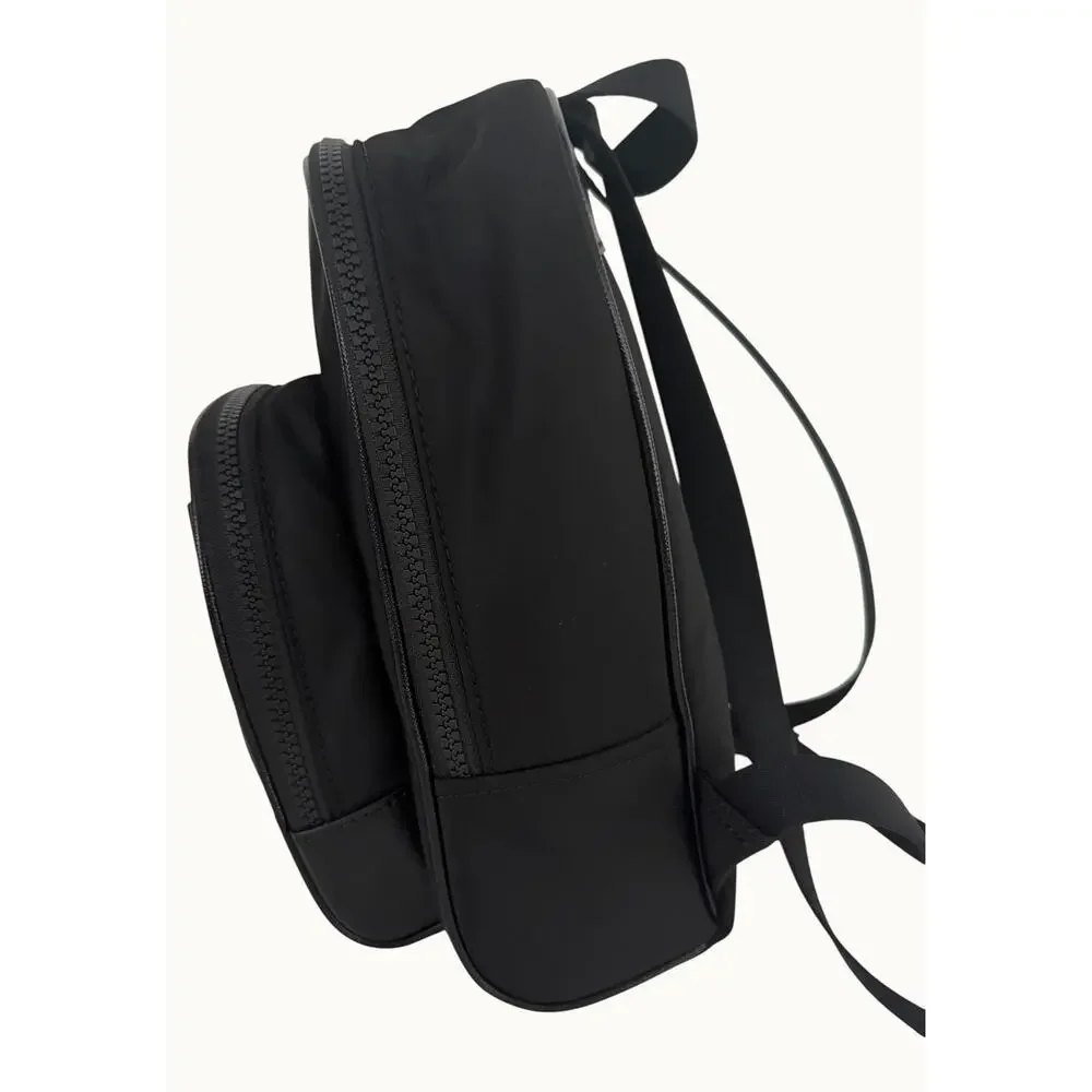 Marc Jacobs small sleek